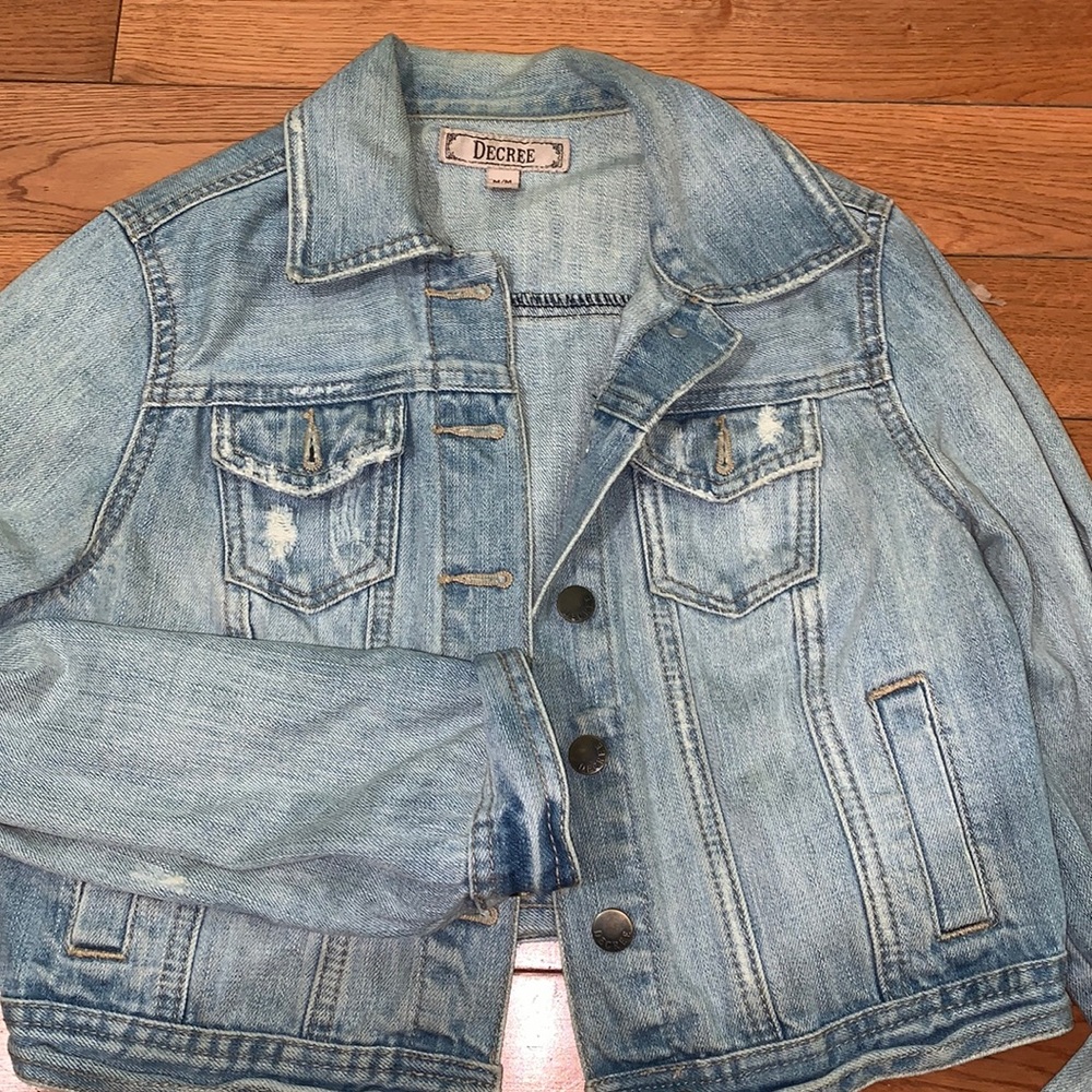 Cropped jean jacket